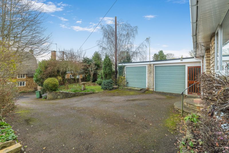 Silver Street Chacombe